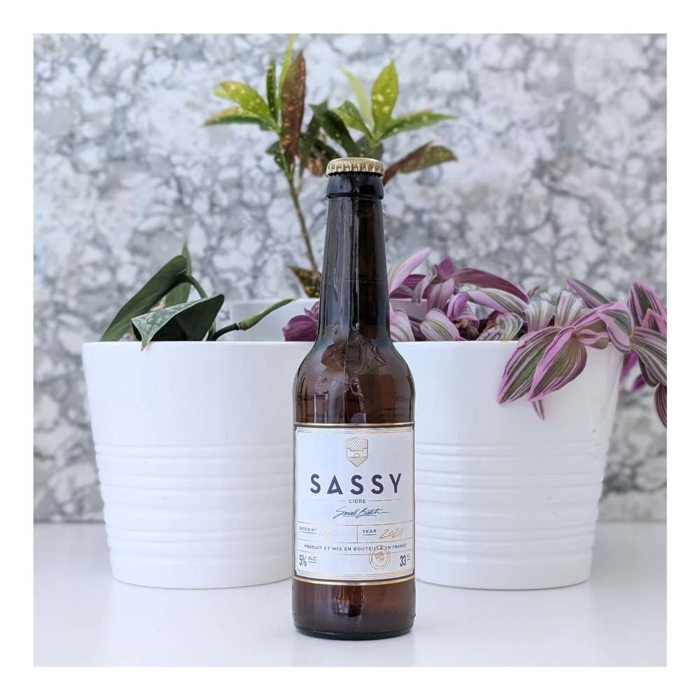 Small Batch Cider by Maison Sassy, beer label