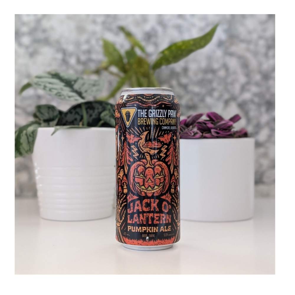 Jack O' Lantern Pumpkin Ale by The Grizzly Paw Brewing Company, beer label