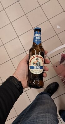 Birra Moretti Zero by Birra Moretti, beer label