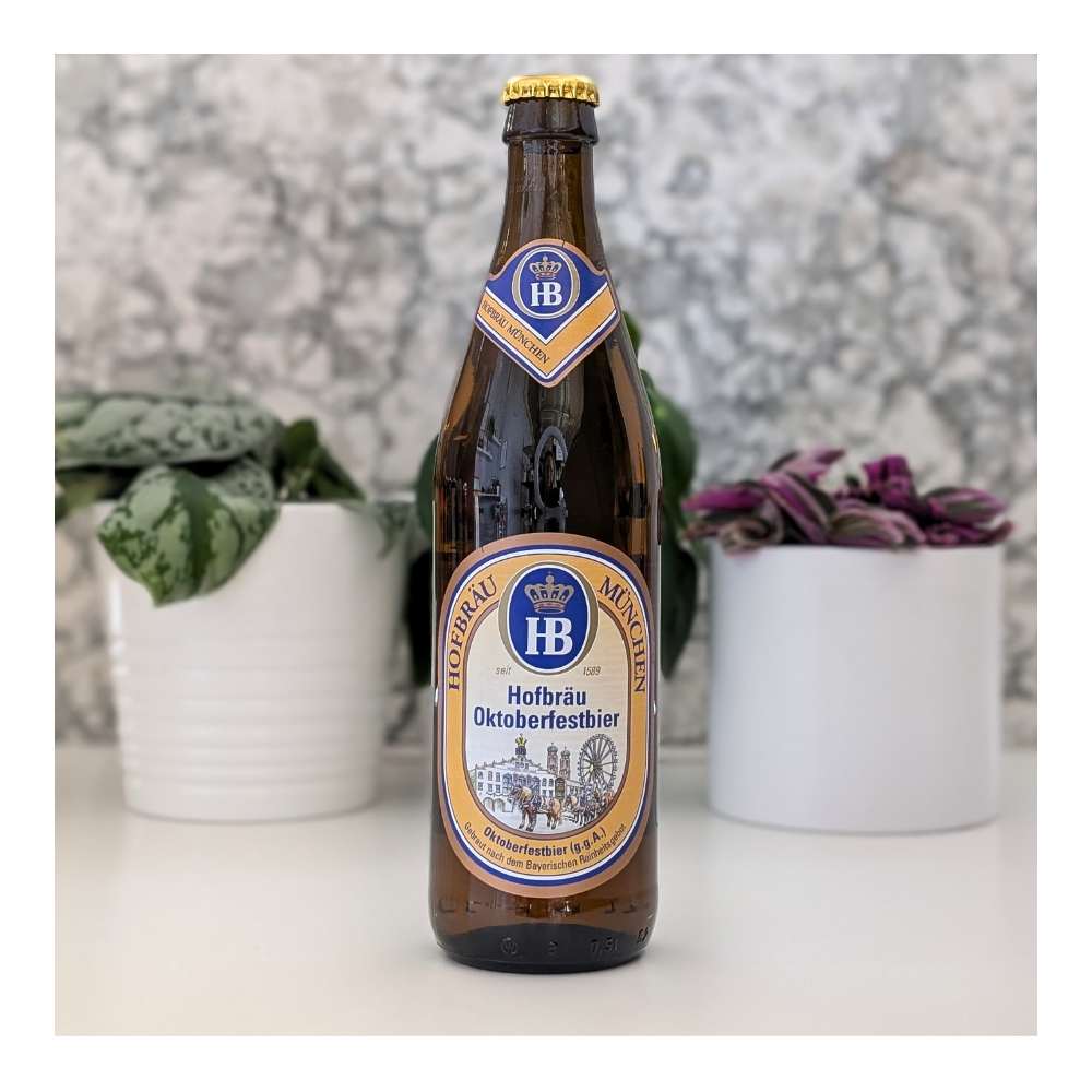 Oktoberfestbier Festbier Lager by Staatliches Hofbräuhaus München, beer label
